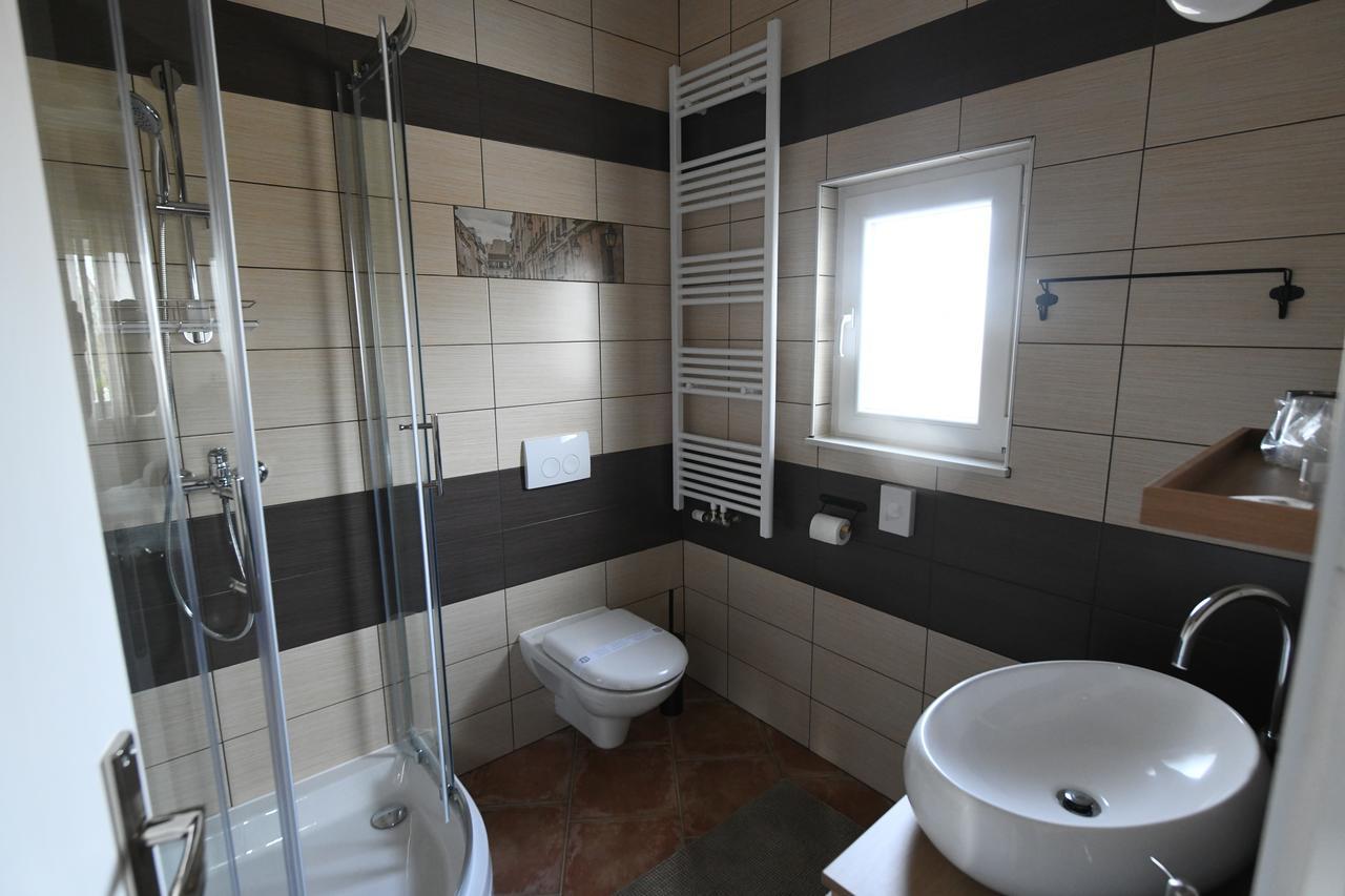 Klet Cinkus Bed & Breakfast Hrvatski Leskovac Exterior photo
